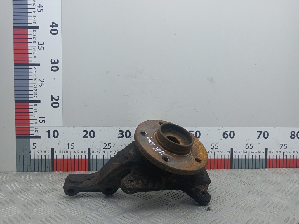 Ступица передняя левая OPEL Vivaro A 2001-2014