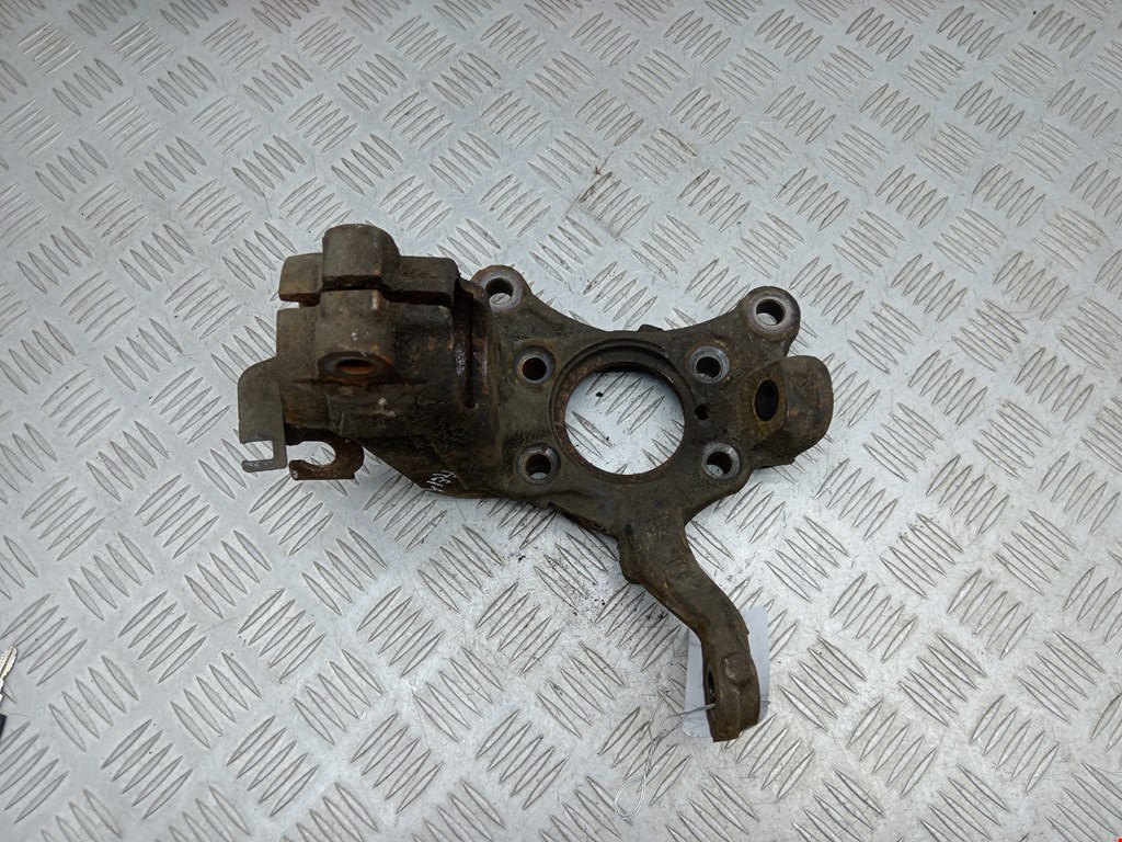 Ступица передняя левая VOLKSWAGEN Touran 2003-2010