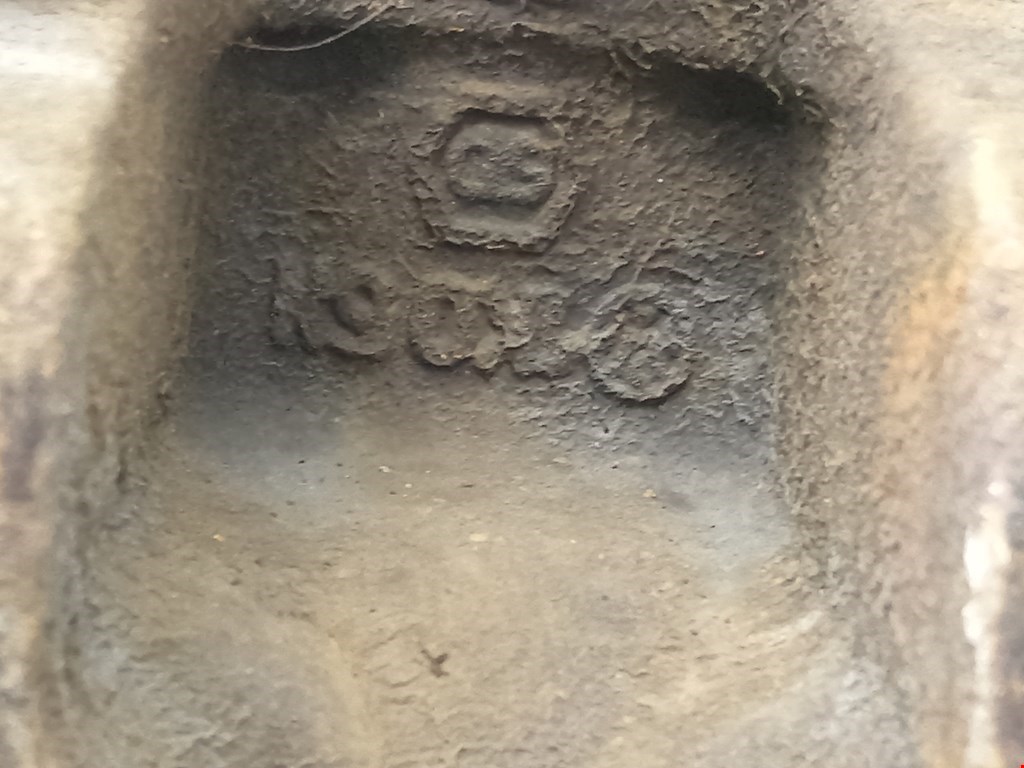 Ступица передняя левая VOLKSWAGEN Touran 2003-2010