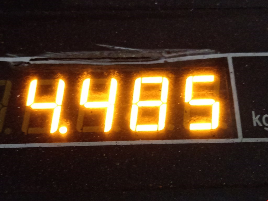 Ступица передняя левая VOLKSWAGEN Touran 2003-2010