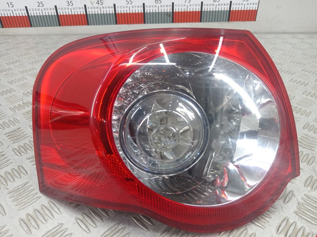 Фонарь задний левый VOLKSWAGEN Passat B6 2005-2011