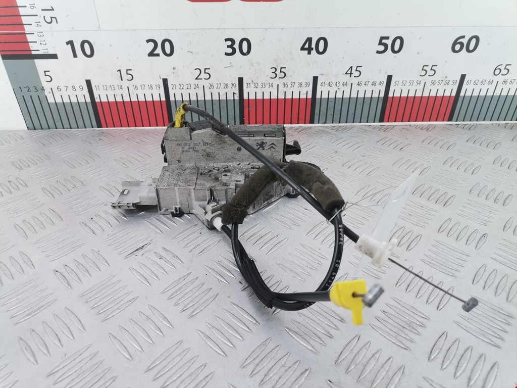 Замок двери передней правой TOYOTA ProAce 2013-2016