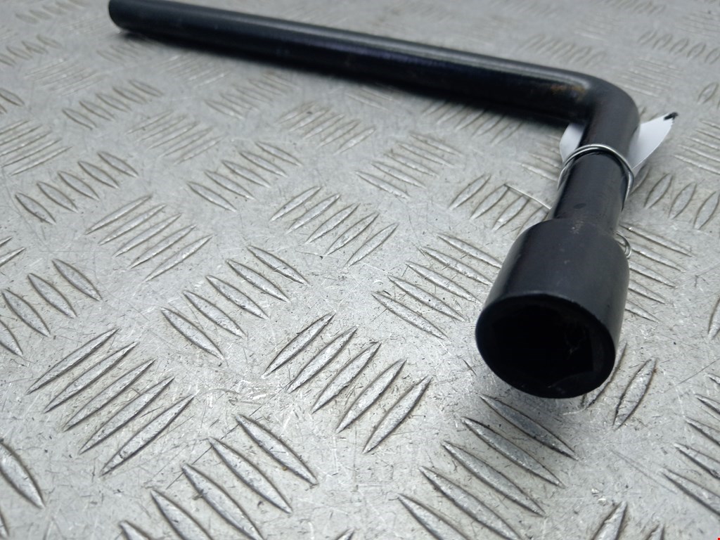 Ключ балонный RENAULT Master 2010-н.в.