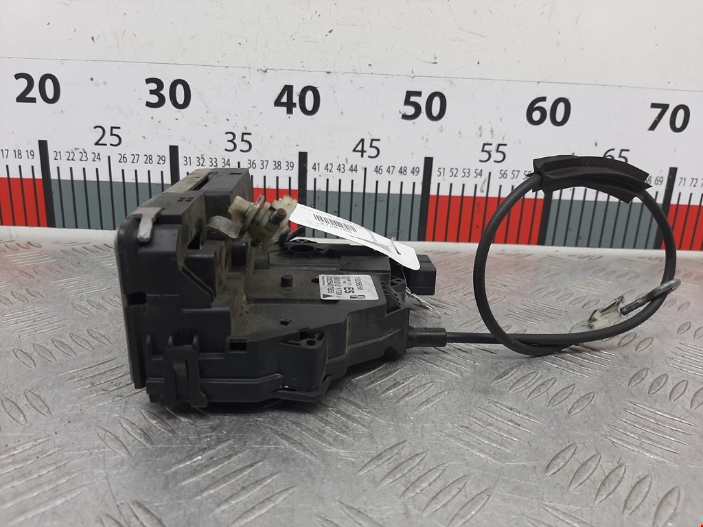 Замок двери задней правой OPEL Corsa D 2006-2014