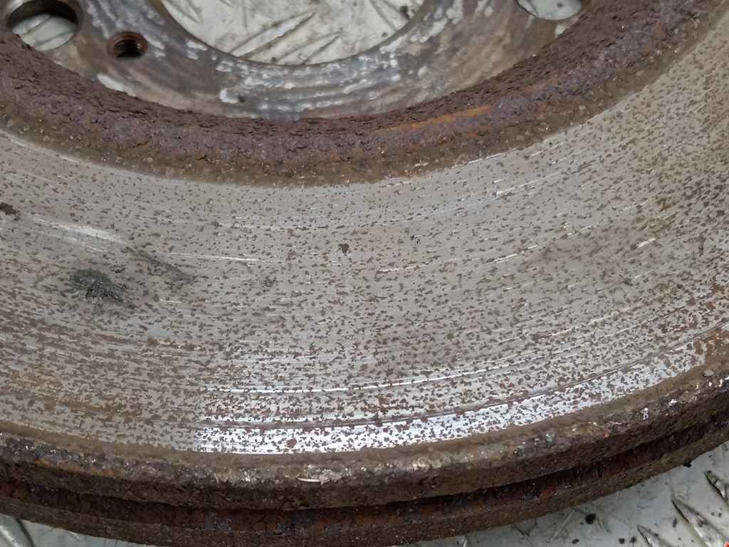 Диск тормозной передний TOYOTA Avensis 2009-2015