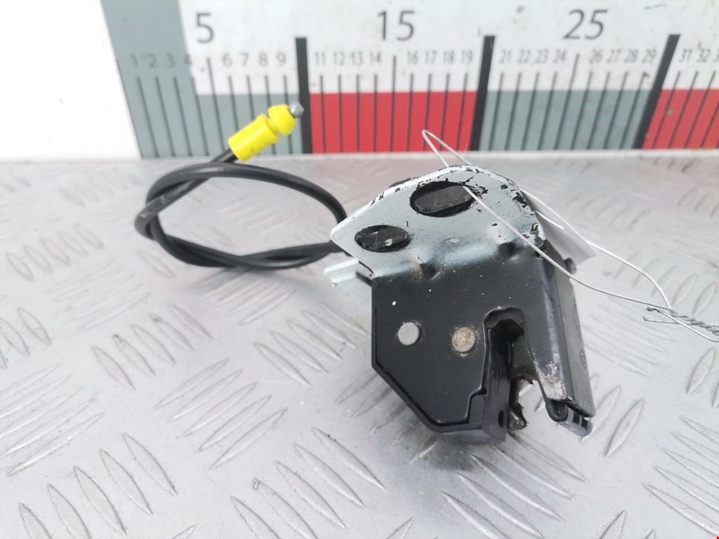 Замок двери распашной левой Renault Master 3 (2010-2020)