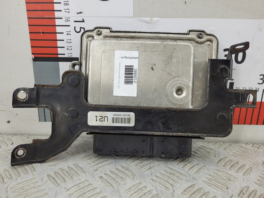 Блок управления двигателя (ЭБУ) HYUNDAI i40 2011-2019