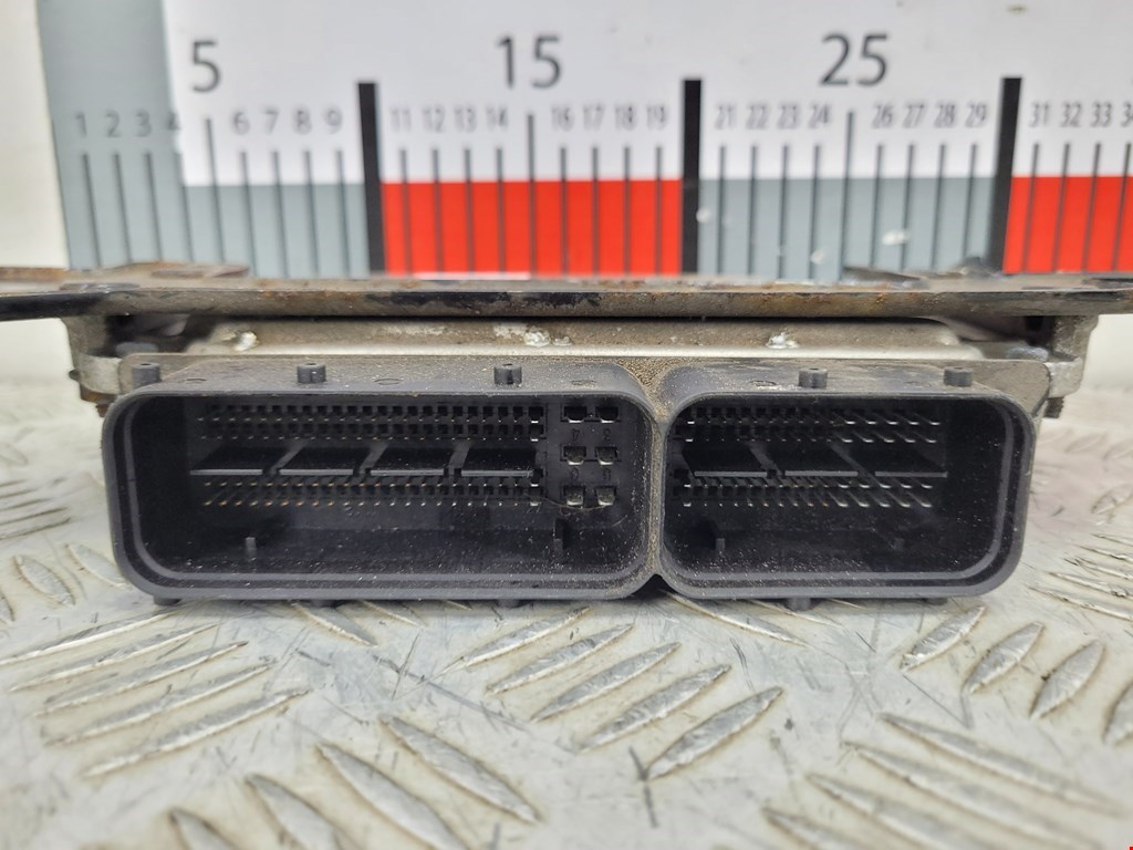 Блок управления двигателя (ЭБУ) HYUNDAI i40 2011-2019