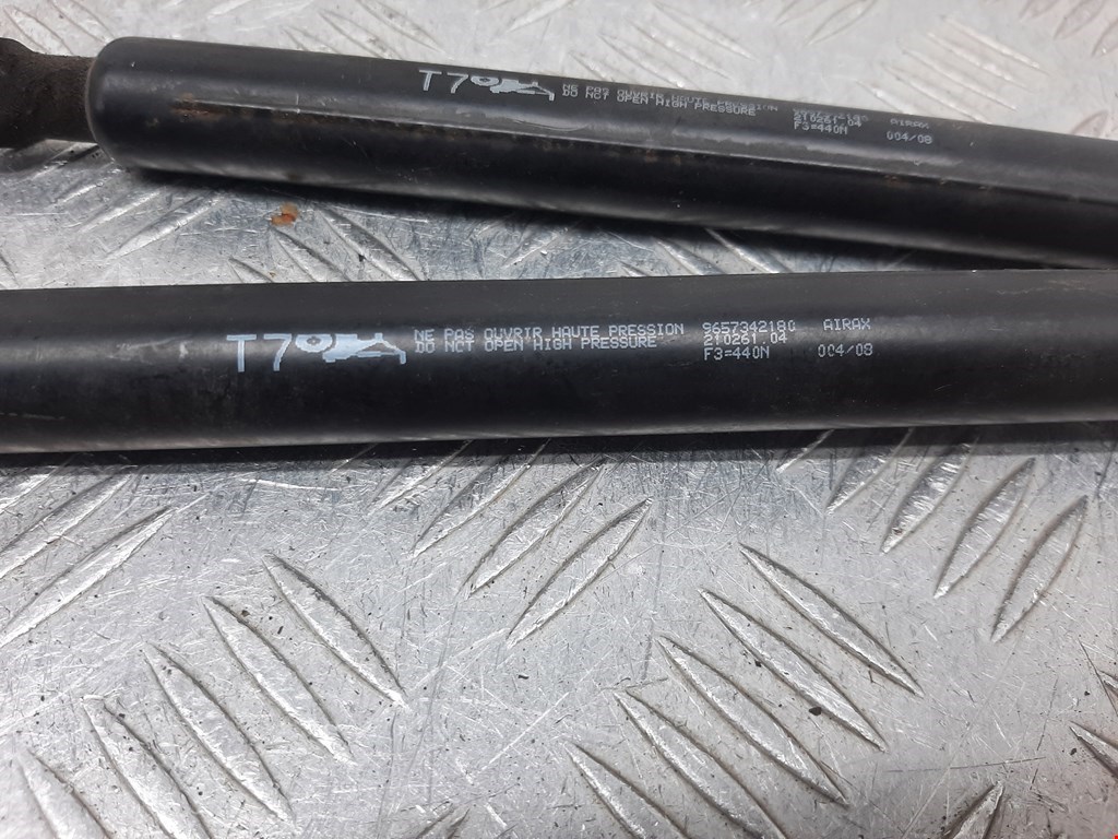 Амортизатор крышки (двери) багажника PEUGEOT 308 2007-2015