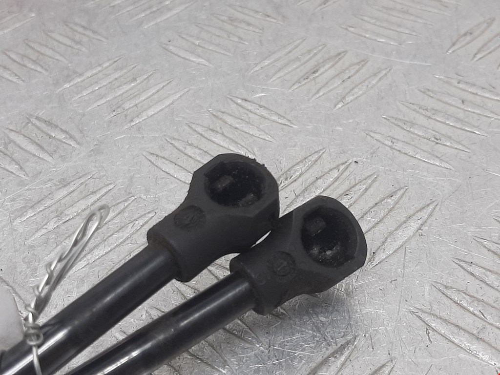 Амортизатор крышки (двери) багажника PEUGEOT 308 2007-2015