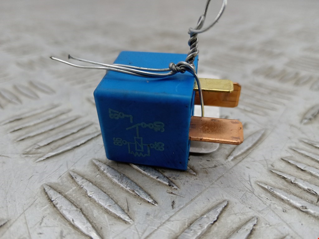 Реле HYUNDAI i40 2011-2019