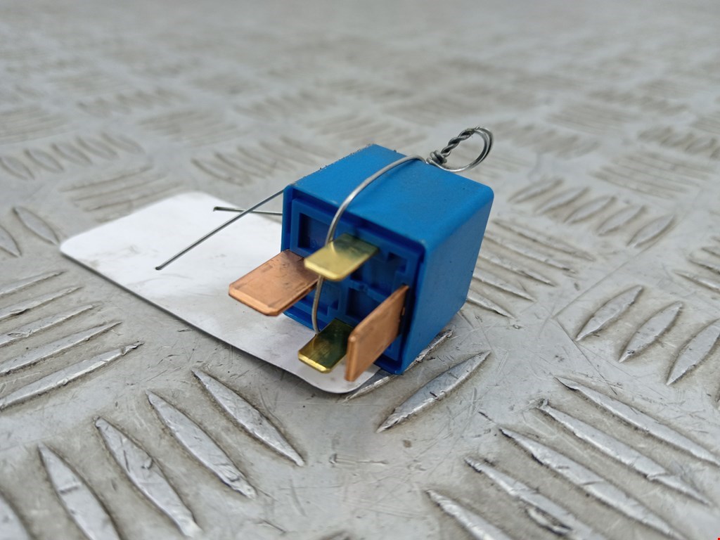 Реле HYUNDAI i40 2011-2019