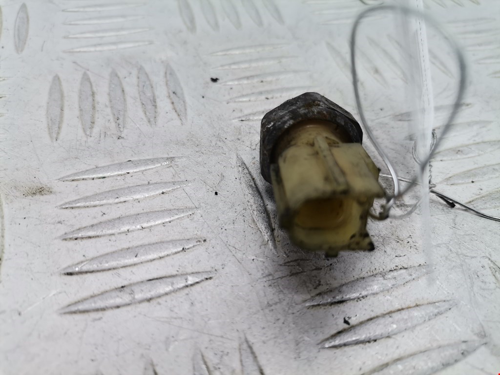 Датчик давления масла FORD Mondeo III 2000-2007