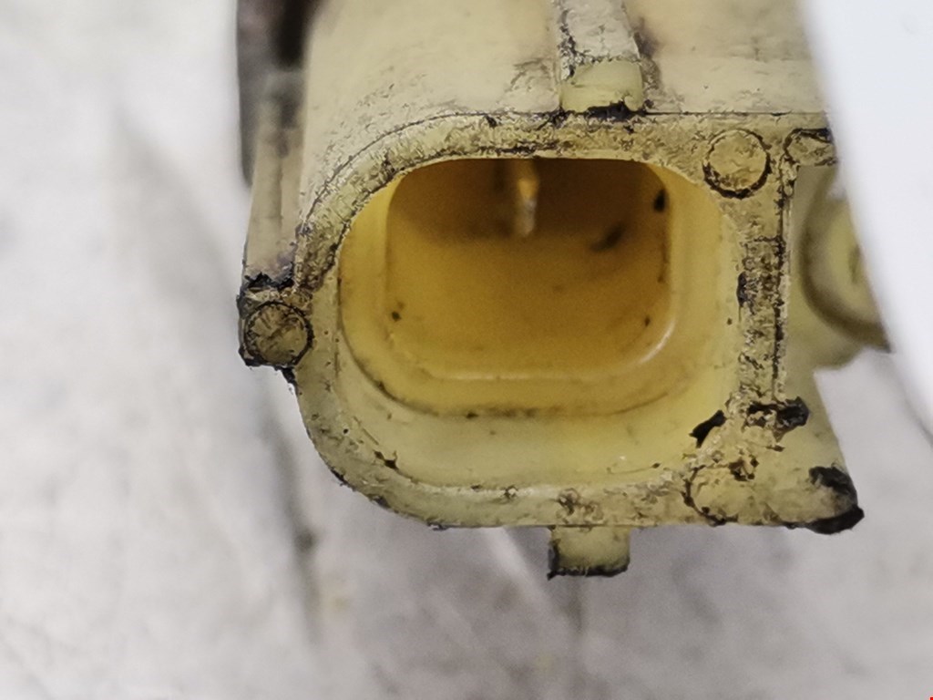 Датчик давления масла FORD Mondeo III 2000-2007