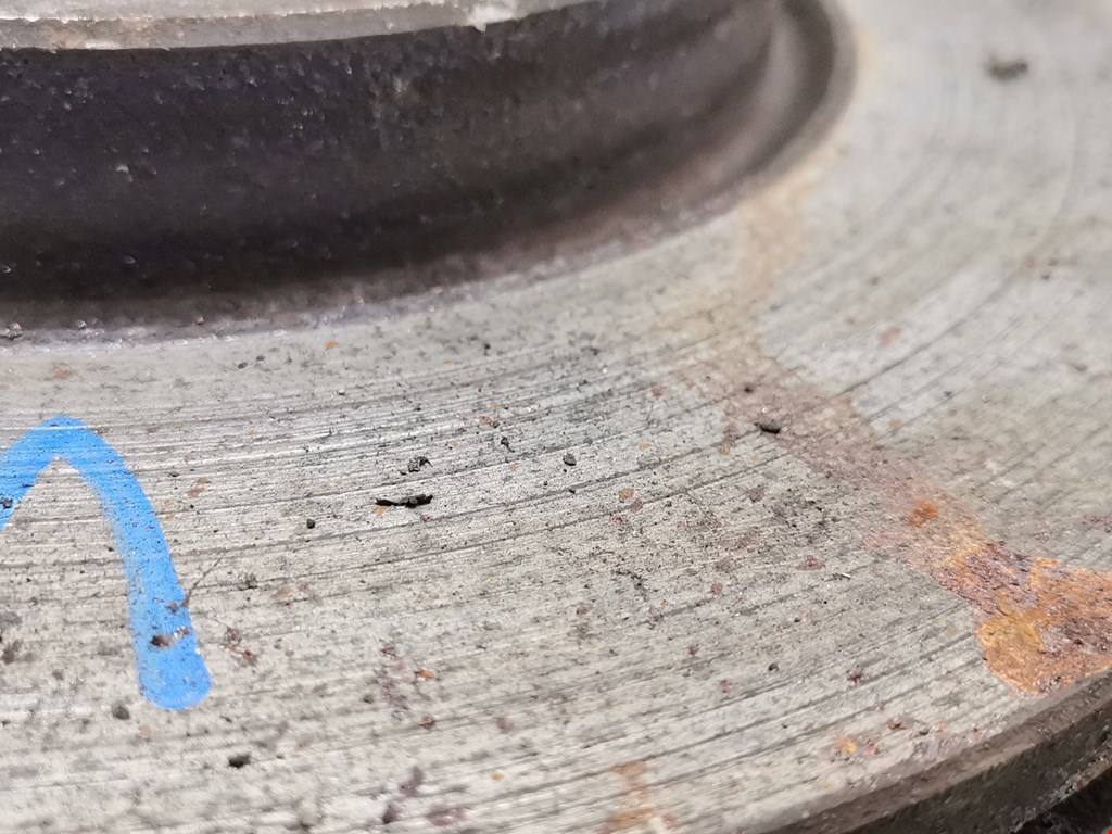 Диск тормозной передний OPEL Astra J 2009-2017