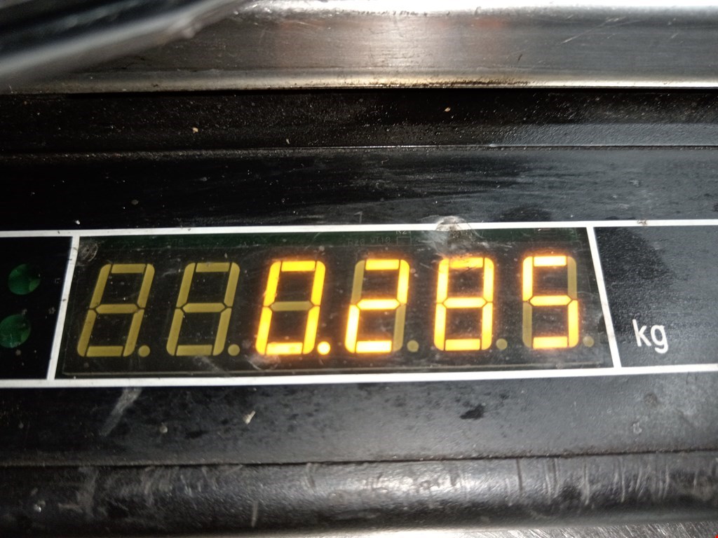 Кронштейн заднего бампера левый правый VOLVO V70 II 2000-2007