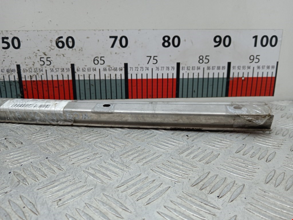 Ролик двери сдвижной (левый/правый средний верхний/нижний) VOLKSWAGEN Caddy III 2004-2015