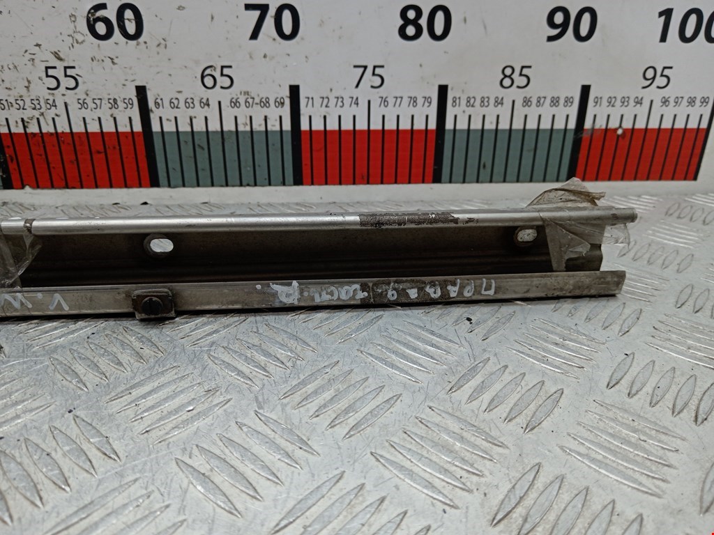 Ролик двери сдвижной (левый/правый средний верхний/нижний) VOLKSWAGEN Caddy III 2004-2015