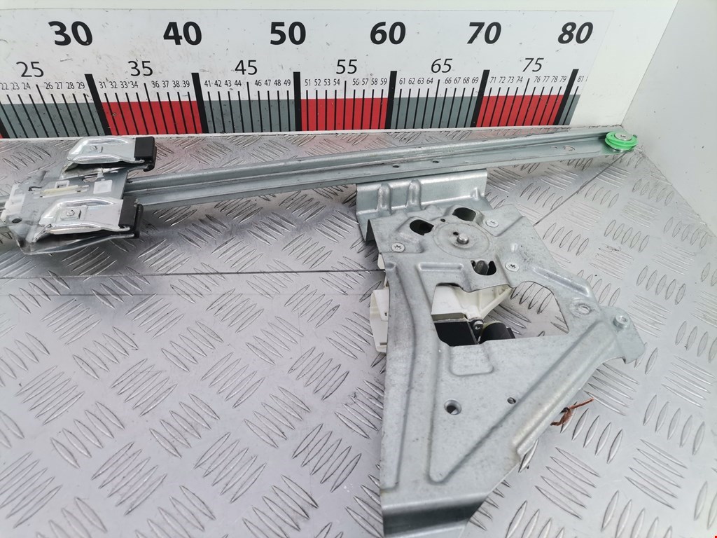 Стеклоподъемник передний правый MERCEDES-BENZ Sprinter 906 2006-2018