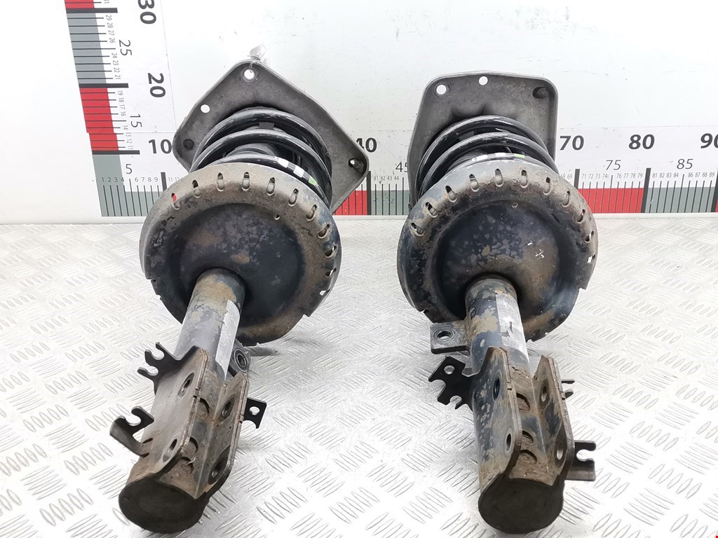 Амортизатор передний левый TOYOTA ProAce 2013-2016