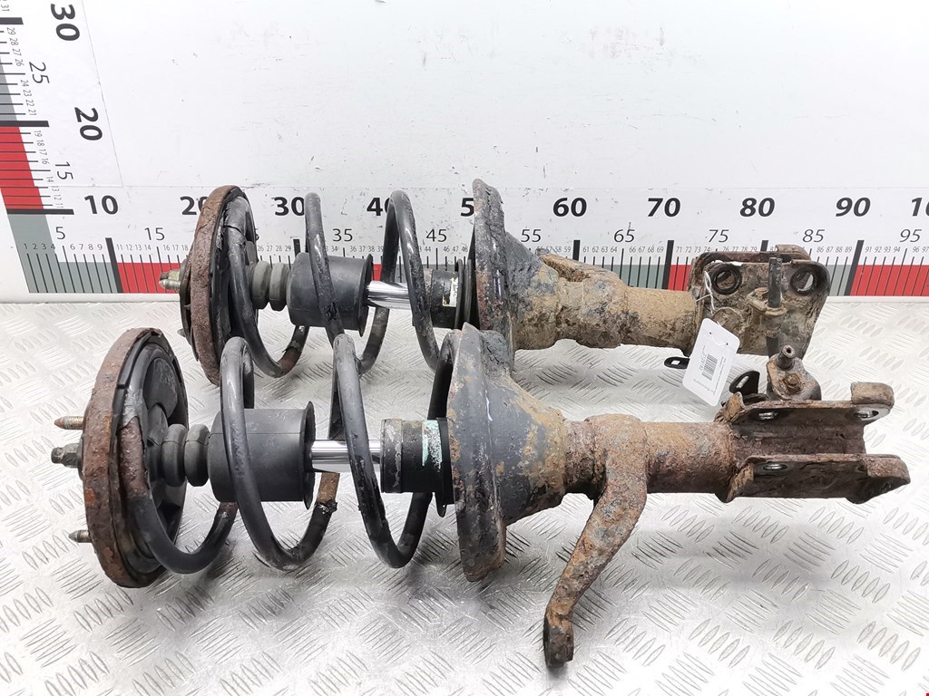 Амортизатор передний левый HONDA CR-V II 2002-2007