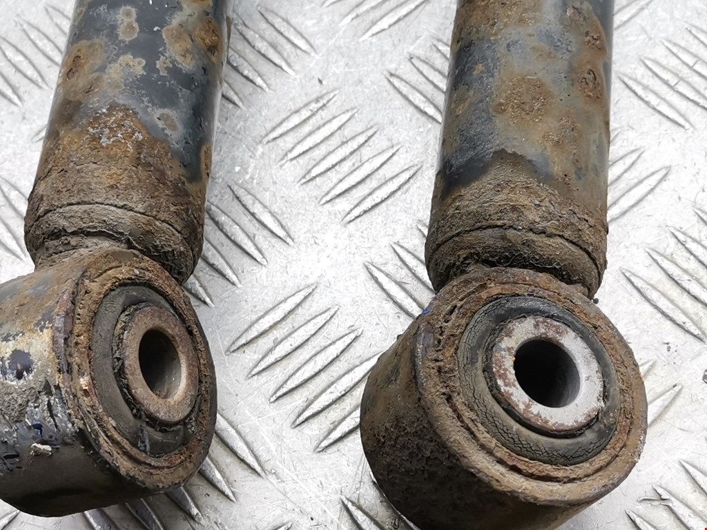 Амортизатор задний левый OPEL Astra J 2009-2017