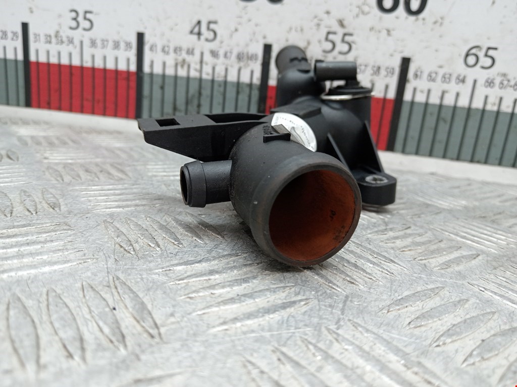 Тройник системы охлаждения OPEL Astra J 2009-2017