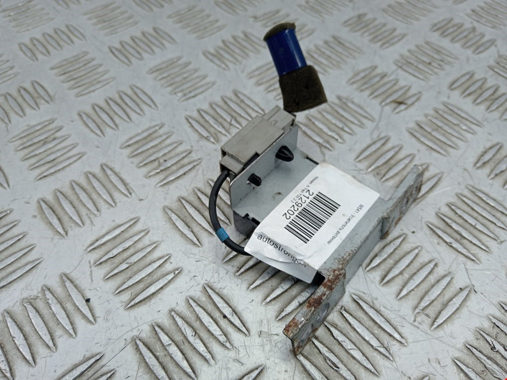 Усилитель антенны NISSAN X-Trail T30 2000-2007