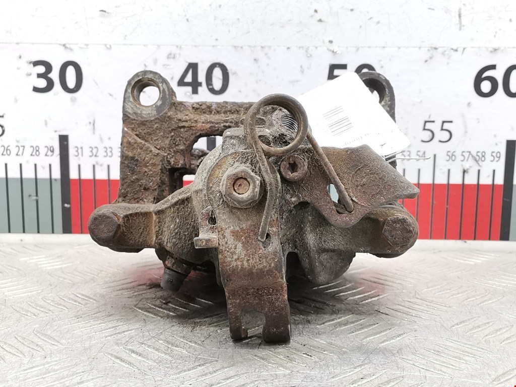 Суппорт задний левый OPEL Vivaro A 2001-2014