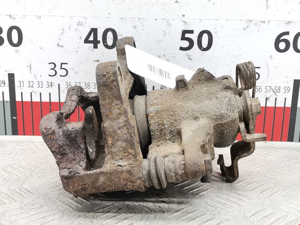 Суппорт задний левый OPEL Vivaro A 2001-2014