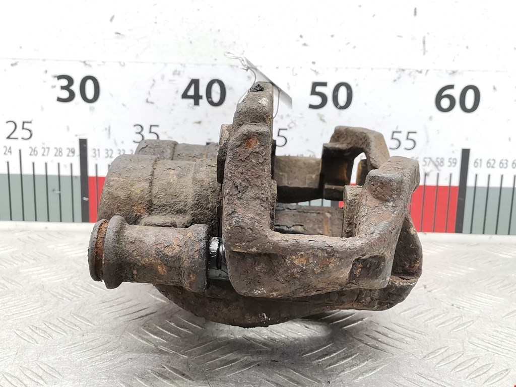 Суппорт передний левый MERCEDES-BENZ Sprinter 906 2006-2018