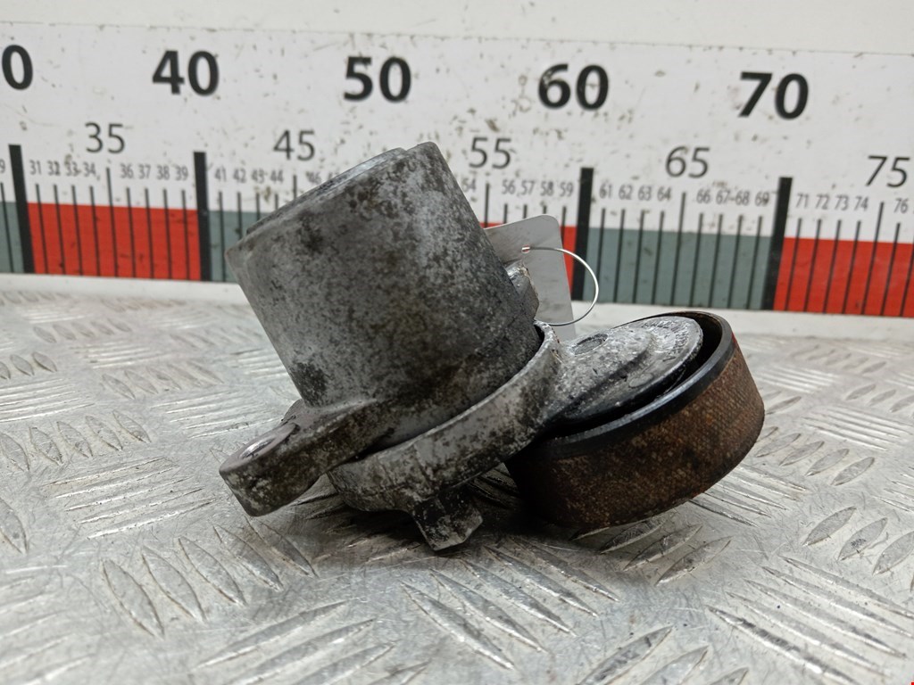 Натяжитель ремня генератора (приводного поликлинового ремня Hyundai i40 (VF) (2011-2019)