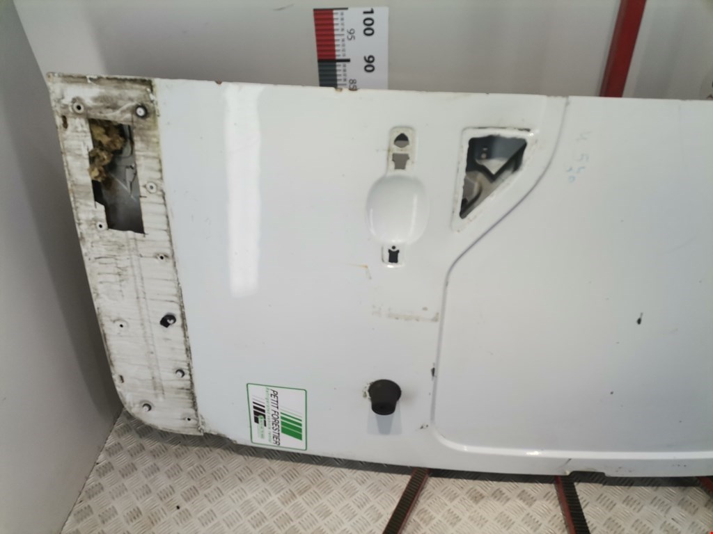 Бампер задний RENAULT Master 2010-н.в.