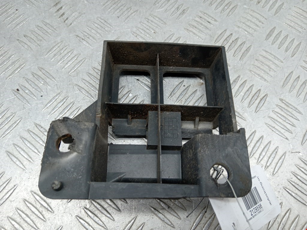 Кронштейн переднего бампера левый MERCEDES-BENZ Sprinter 906 2006-2018