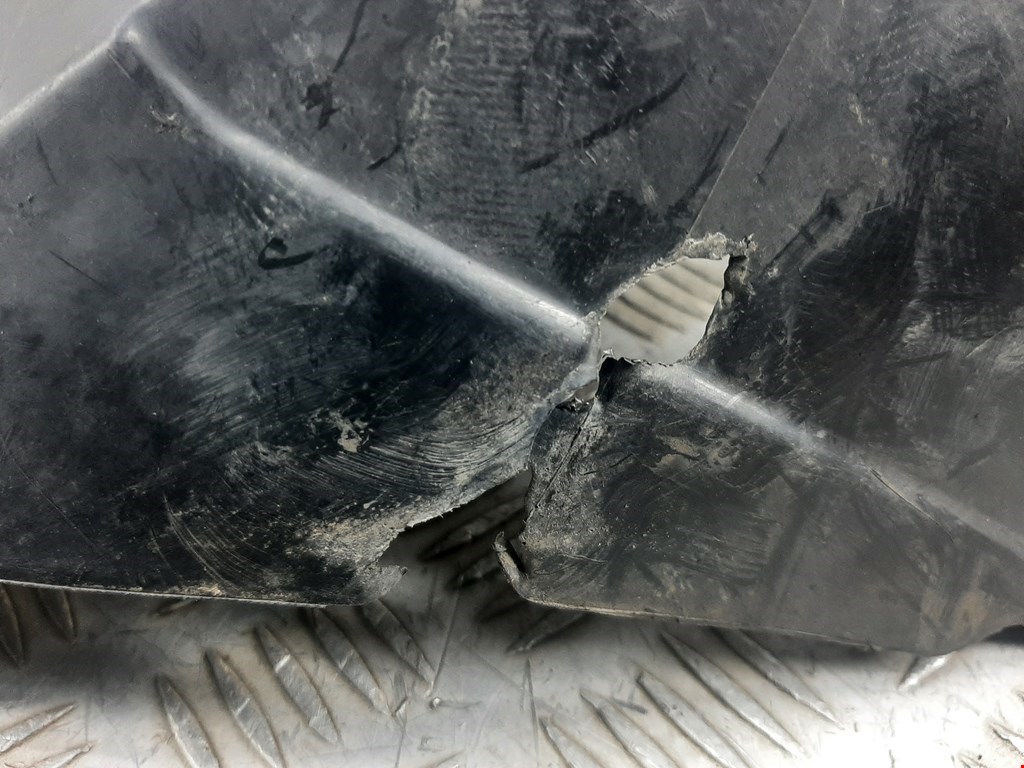 Локер (подкрылок) передний левый OPEL Corsa D 2006-2014