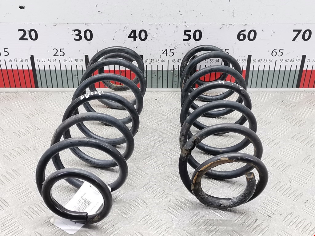 Пружина задняя левая/правая VOLKSWAGEN Bora 1998-2005