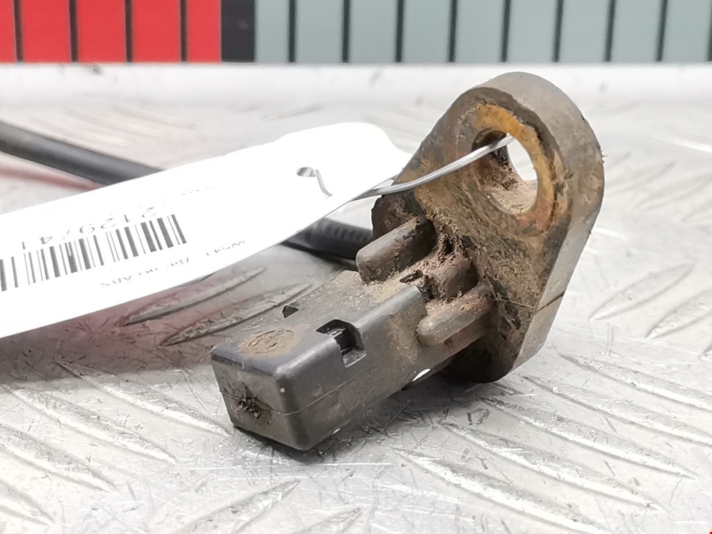 Датчик ABS NISSAN X-Trail T30 2000-2007