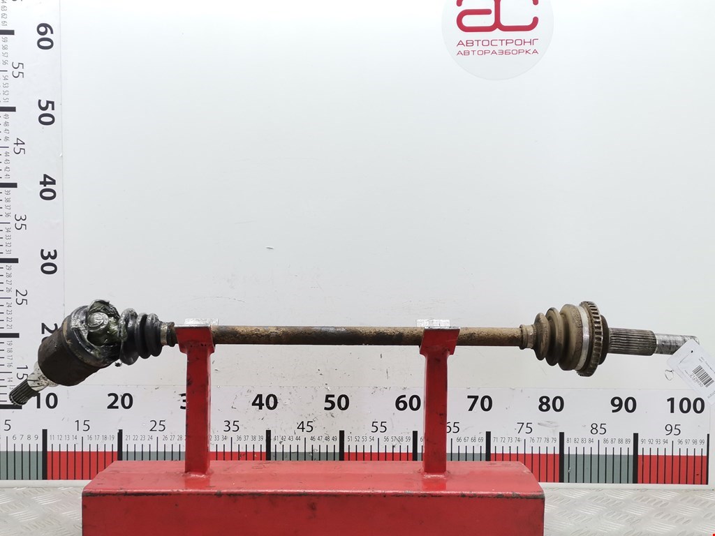 Полуось (привод, приводной вал) задняя правая NISSAN X-Trail T30 2000-2007