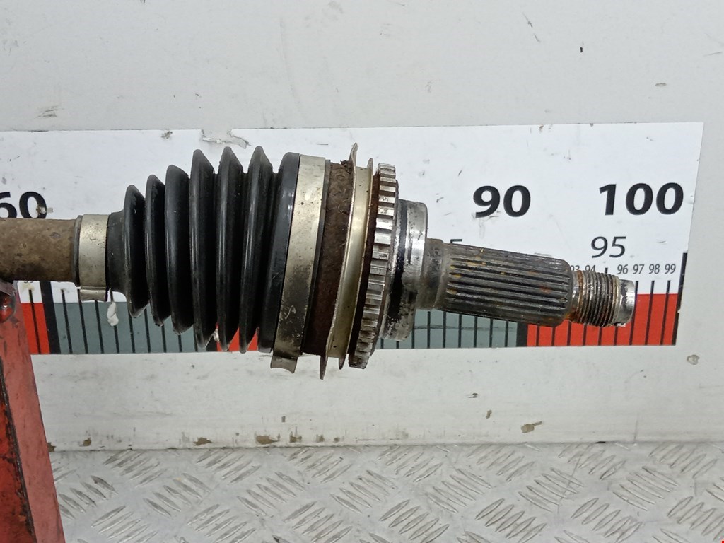 Полуось (привод, приводной вал) передняя правая SUBARU Legacy 1998-2004