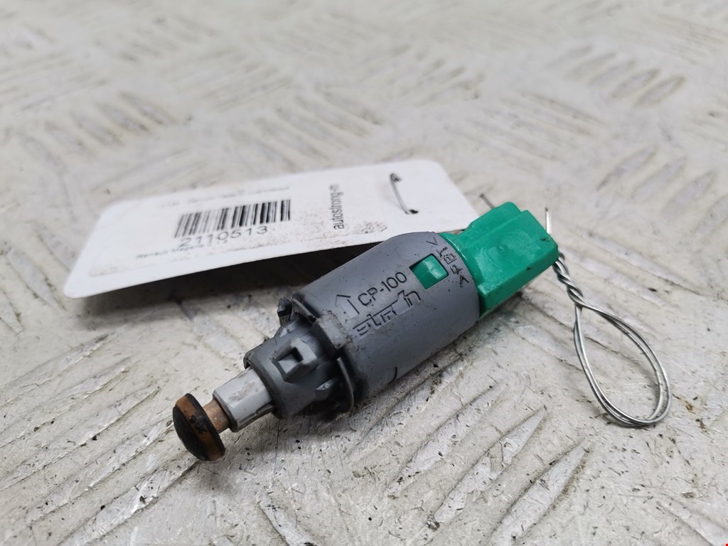 Датчик положения педали сцепления (Выключатель сцепления) Renault Megane 2 (2002-2009)