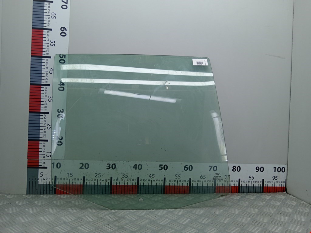 Стекло двери заднее правое FORD Fusion 2002-2012