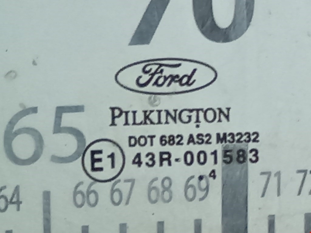 Стекло двери заднее правое FORD Fusion 2002-2012