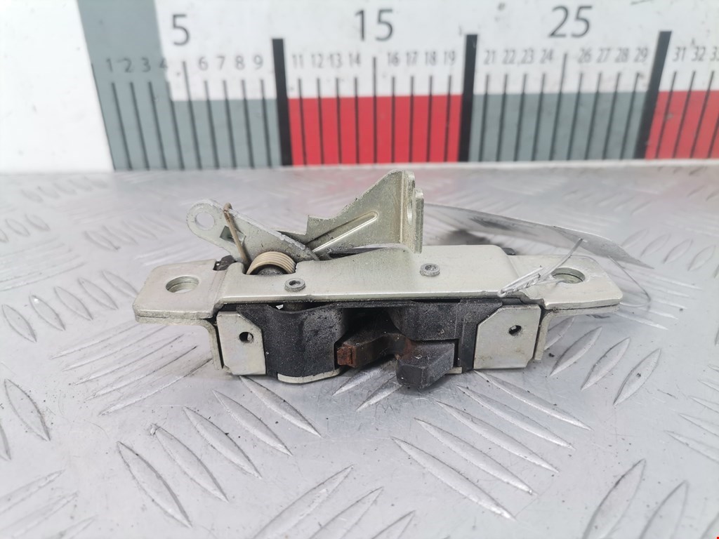 Замок двери сдвижной Mercedes Sprinter 2 (W906) (2006-2016)