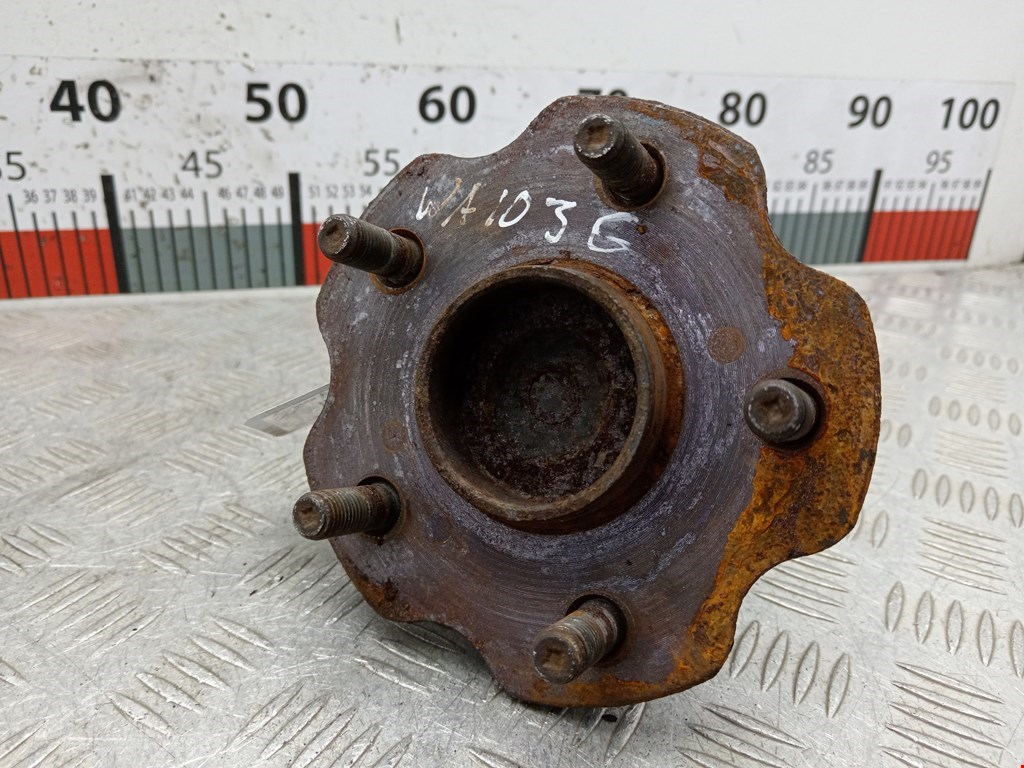 Ступица задняя левая/правая TOYOTA Avensis 2009-2015