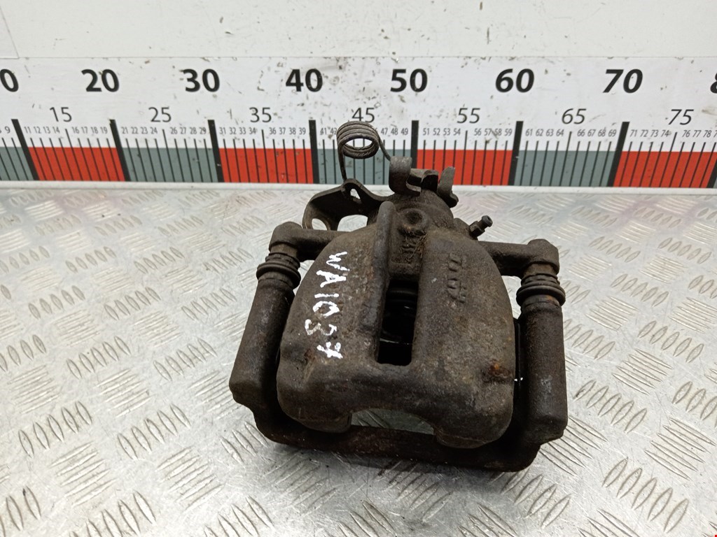 Суппорт задний правый TOYOTA ProAce 2013-2016