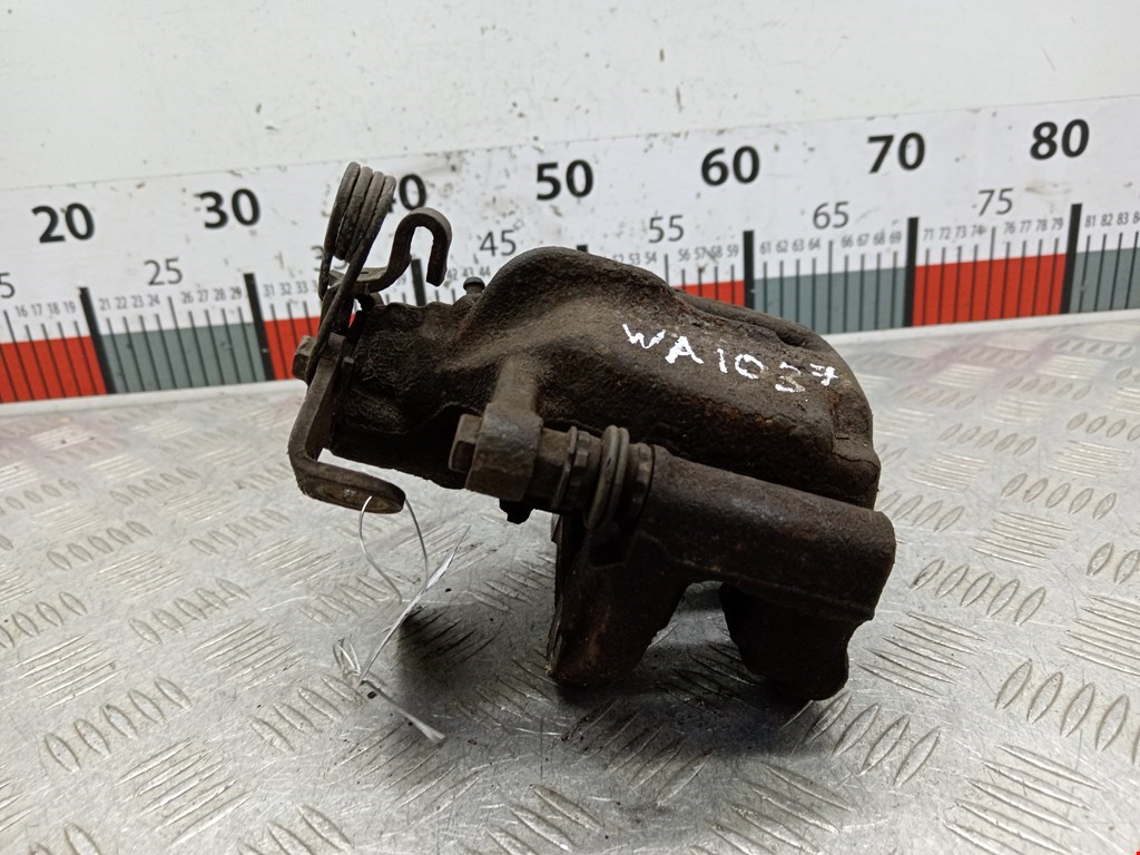 Суппорт задний правый TOYOTA ProAce 2013-2016