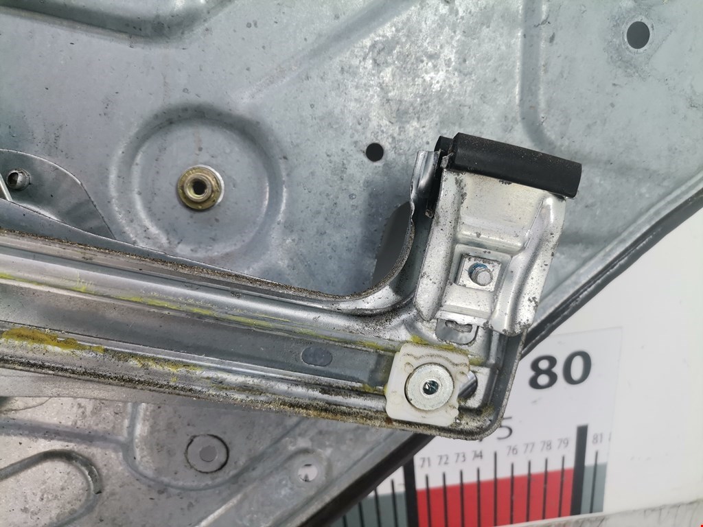 Стеклоподъемник задний левый FORD Focus II 2005-2011