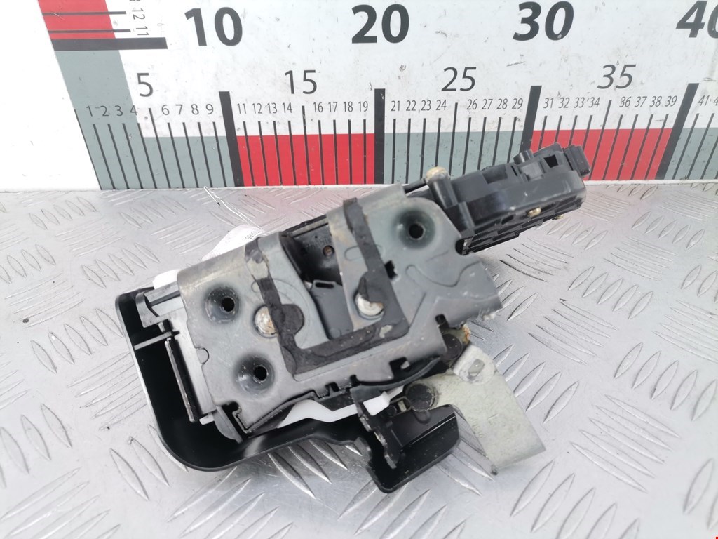 Замок двери задней левой FORD Focus II 2005-2011