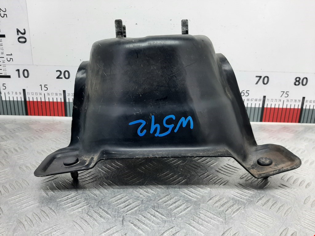 Кронштейн крепления запасного колеса HONDA CR-V II 2002-2007