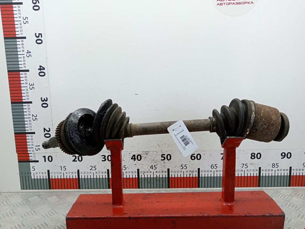 Полуось (привод, приводной вал) передняя правая KIA Sportage II 2004-2010